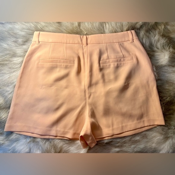 ✨NEW EXPRESS CASUAL SHORTS -‎ SIZE 10✨ - Picture 4 of 7